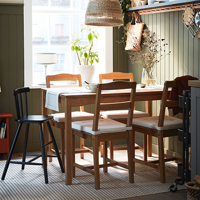 IKEA-hagernas 4 sandalyeli mutfak masasi takimi 01