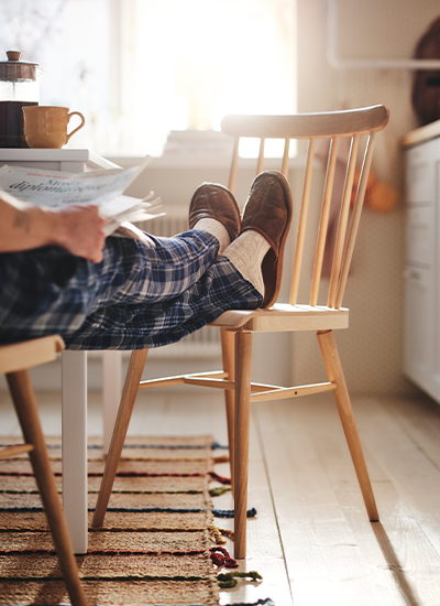 IKEA-hogved hus ahsap sandalye 01