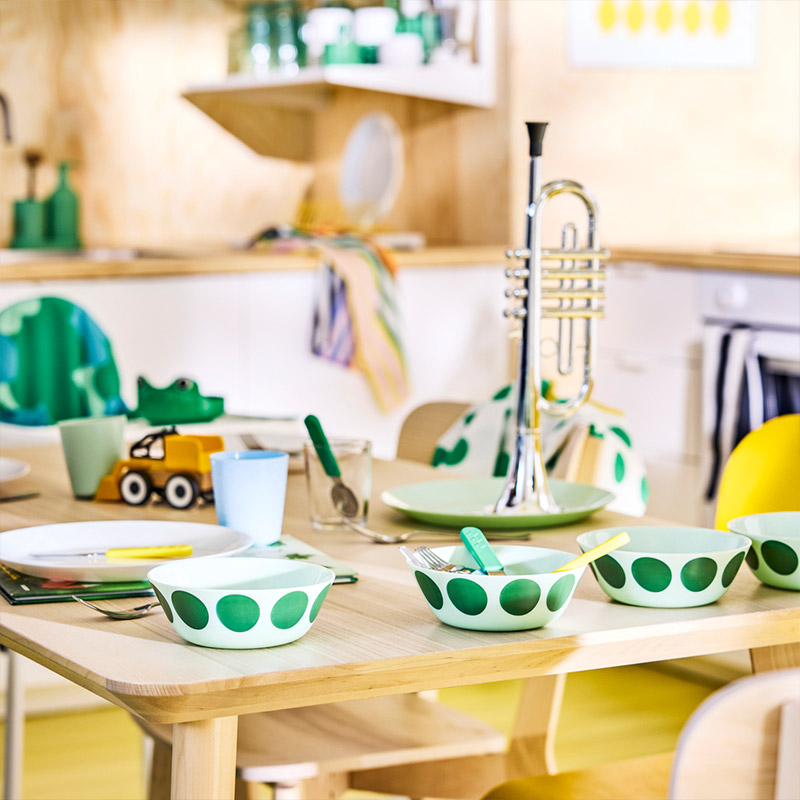 IKEA-oftast acik yesil nokta deseni cam kase