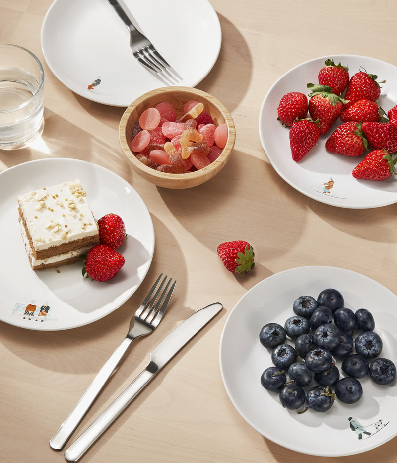 IKEA-spjutlilja desenli tatli tabagi seti