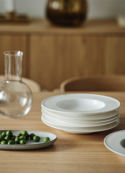 IKEA-stockholm 2025 beyaz cukur tabak seti