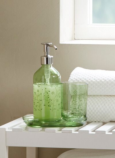 IKEA-grossjon yesil banyo seti 01