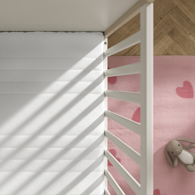 IKEA-jattetrott bebek yatagi