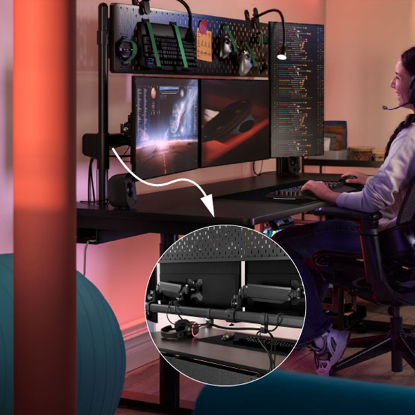 IKEA-malomrade siyah yesil oyuncu masasi 2