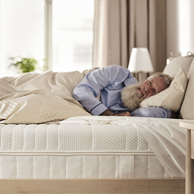 IKEA-anneland cift kisilik yatak