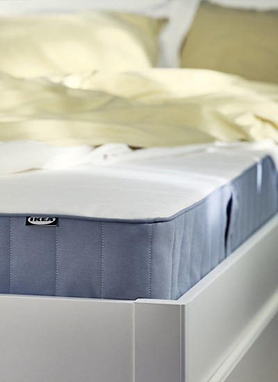 IKEA-vestmarka cift kisilik yatak