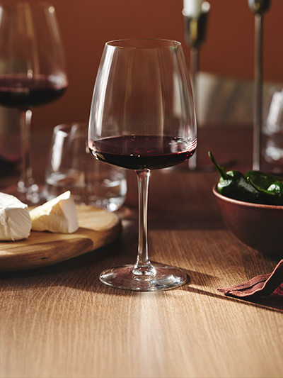 IKEA-bardaklar ve surahiler slider 01