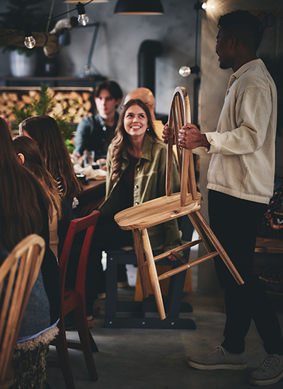 IKEA-skogsta akasya ahsap sandalye 01