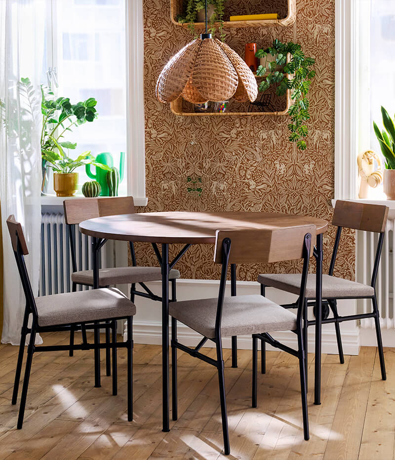 IKEA-grotan cam kahverengi vernikli 4 kisilik yuvarlak mutfak masasi 01