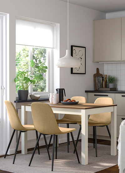 IKEA-alhult nordmansskar bej kahverengi mutfak masasi takimi