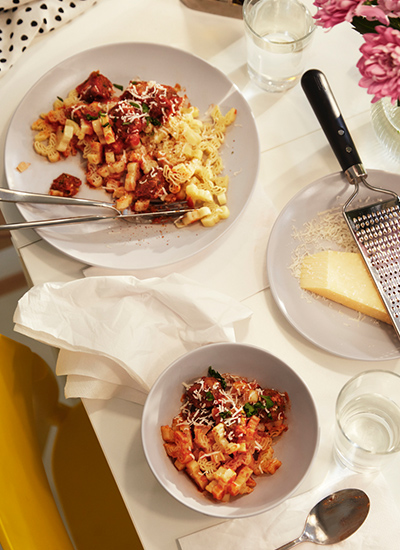 IKEA-fargklar mat acik gri yemek takimi