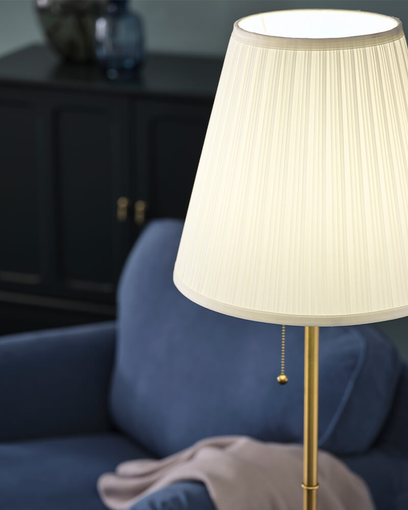 IKEA-arstid beyaz pirinc yer lambasi 02