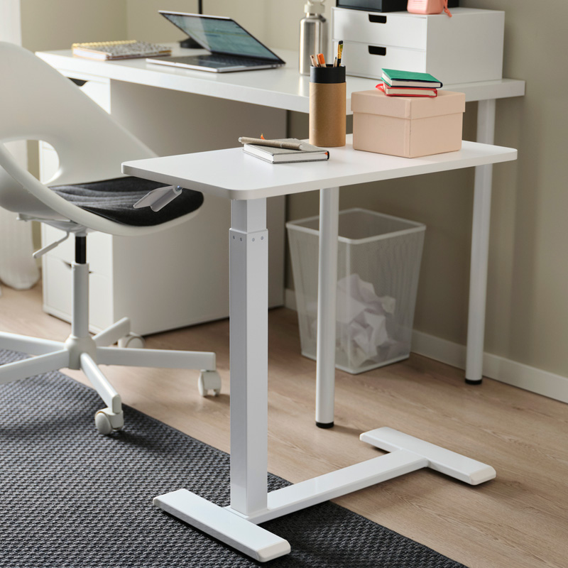 IKEA-bollsidan laptop masasi 2