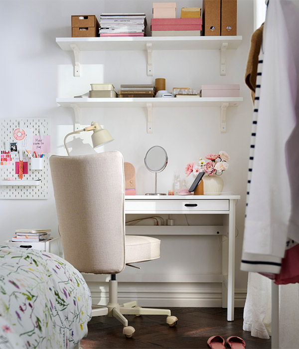IKEA-brytning calisma masasi 1