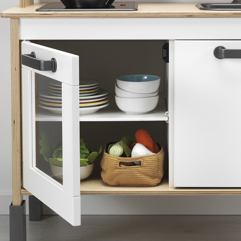 IKEA-duktig oyun mutfagi