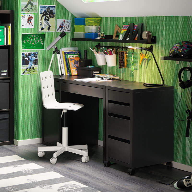 IKEA-micke venge calisma masasi 01