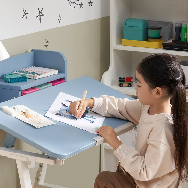 IKEA-piplarka cocuk calisma masasi 2