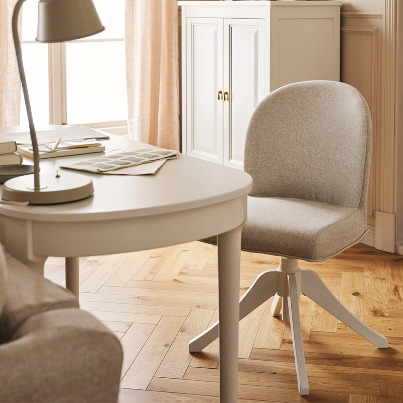 IKEA-rosentorp beyaz kilanda acik bej calisma sandalyesi 20576553 02