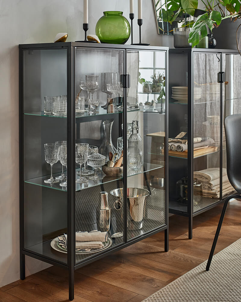 IKEA-rudsta antrasit cam vitrin 01