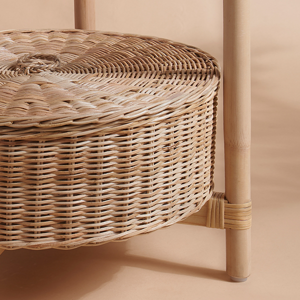 IKEA-tolkning komodin