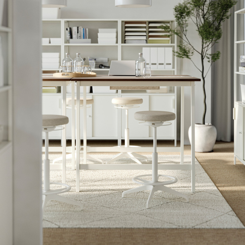 IKEA-tversted buyuk hali