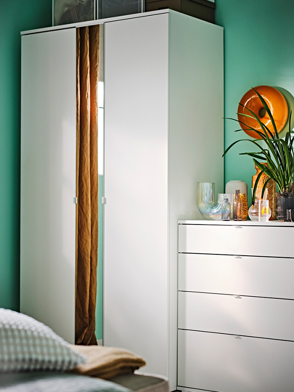 IKEA-vihals beyaz 105x57x200 cm gardirop 60483255 02