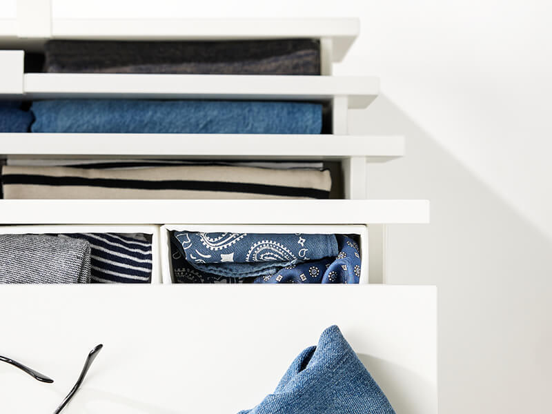 IKEA-vihals beyaz 4 cekmeceli sifonyer 02