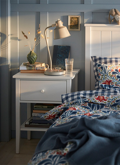 IKEA-gullaberg komodin