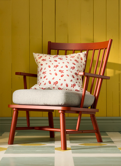 IKEA-persbol kahverengi kirmizi tibbleby bej gri tekli koltuk