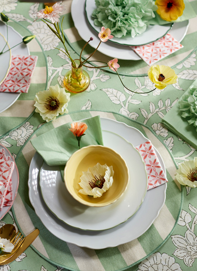 IKEA-upplaga beyaz karisik renkler tatli tabagi seti