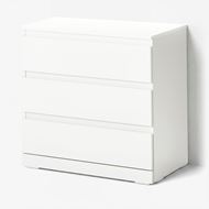 chest of 3 drawers