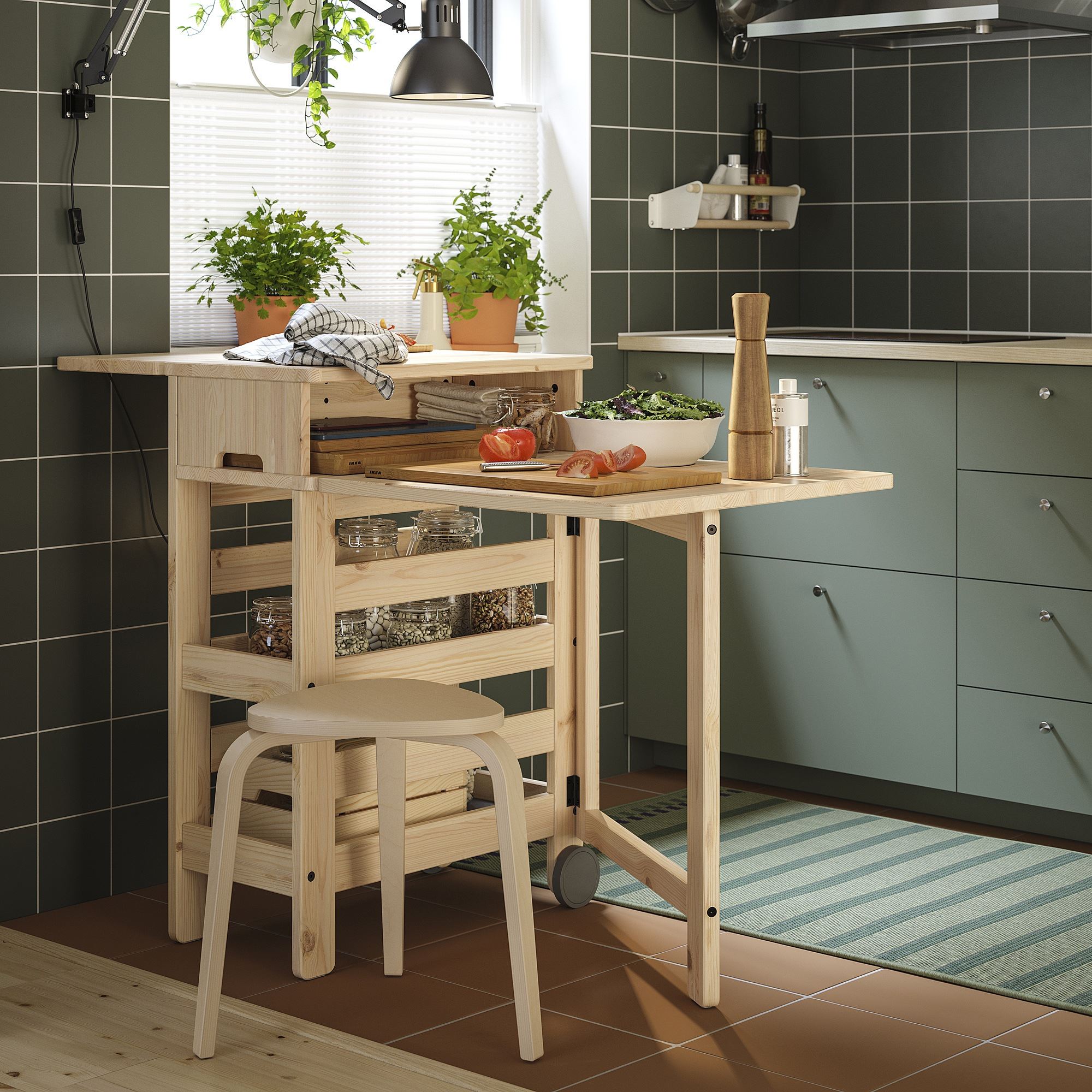 RESARÖ pine seats 1-2 folding kitchen table - 20533337 | IKEA