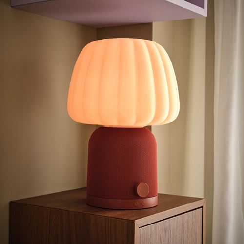IKEA - KULGLASS, bluetooth hoparlörlü lamba, kırmızı-kahverengi-pembe, 38 cm