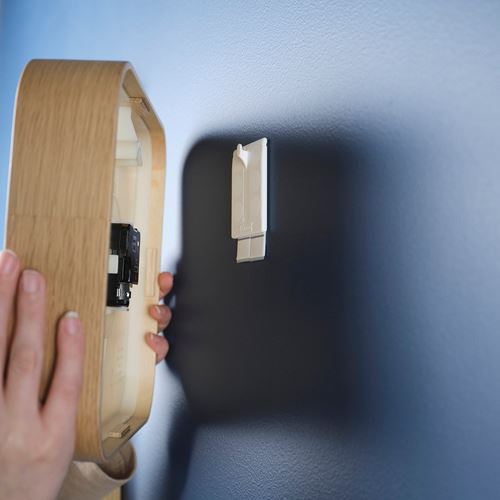 IKEA - SKOGSSVALA, duvar saati, meşe kaplama, 24x24 cm