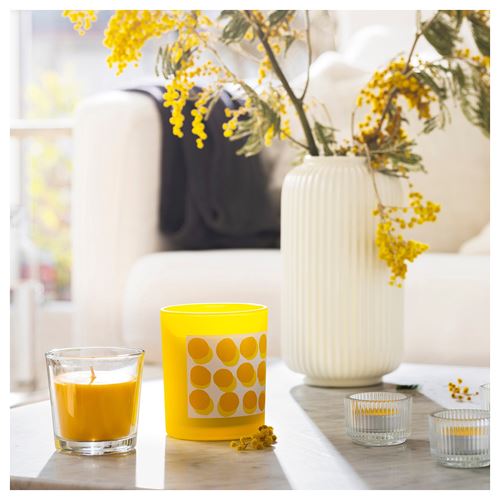 IKEA - SVARTOXBAR, bardakta kokulu mum, sarı, 45 saat