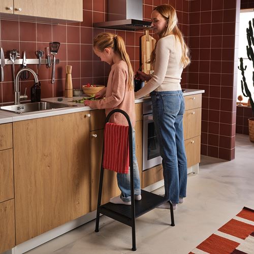 IKEA - BASINGEN, tırabzanlı basamaklı tabure, antrasit
