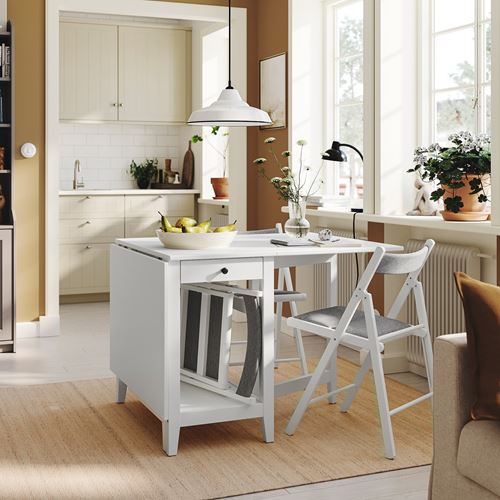 IKEA - NASINGE/FRÖSVI, mutfak masası takımı, beyaz-knisa açık gri, 2 sandalyeli