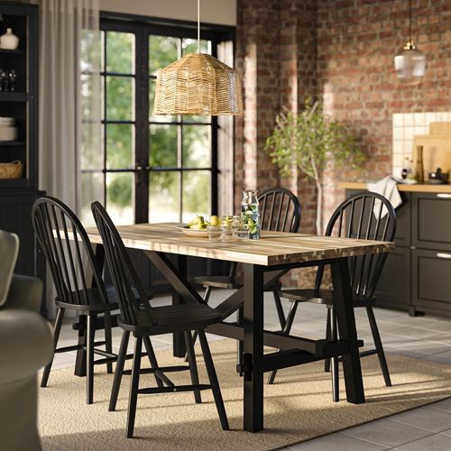 IKEA - SKOGSTA, mutfak masası takımı, akasya-siyah, 4 sandalyeli