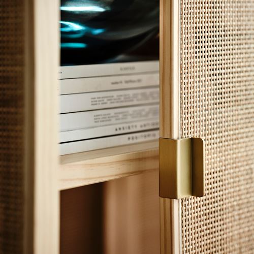 IKEA - STOCKHOLM 2025, sürgü kapaklı dolap, rattan-çam, 125x47x110 cm