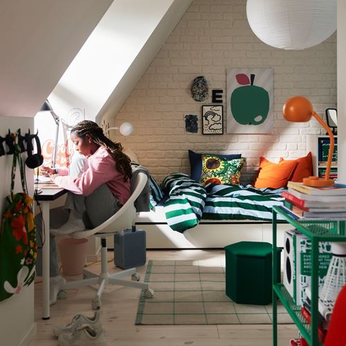 IKEA - KJUGE, saklama gözlü puf, vissle parlak koyu yeşil